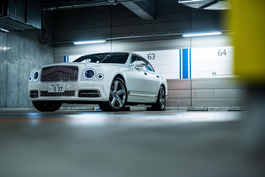  Bentley Mulsanne 2016 года  (JP) (фото 16 из 19)